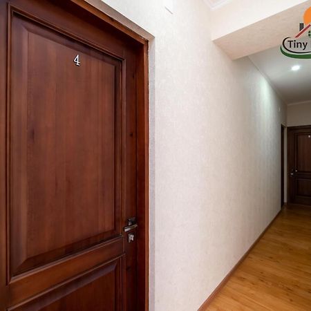 Tiny Hotel Бішкек Екстер'єр фото