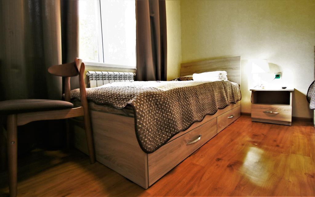 Tiny Hotel Бішкек Екстер'єр фото