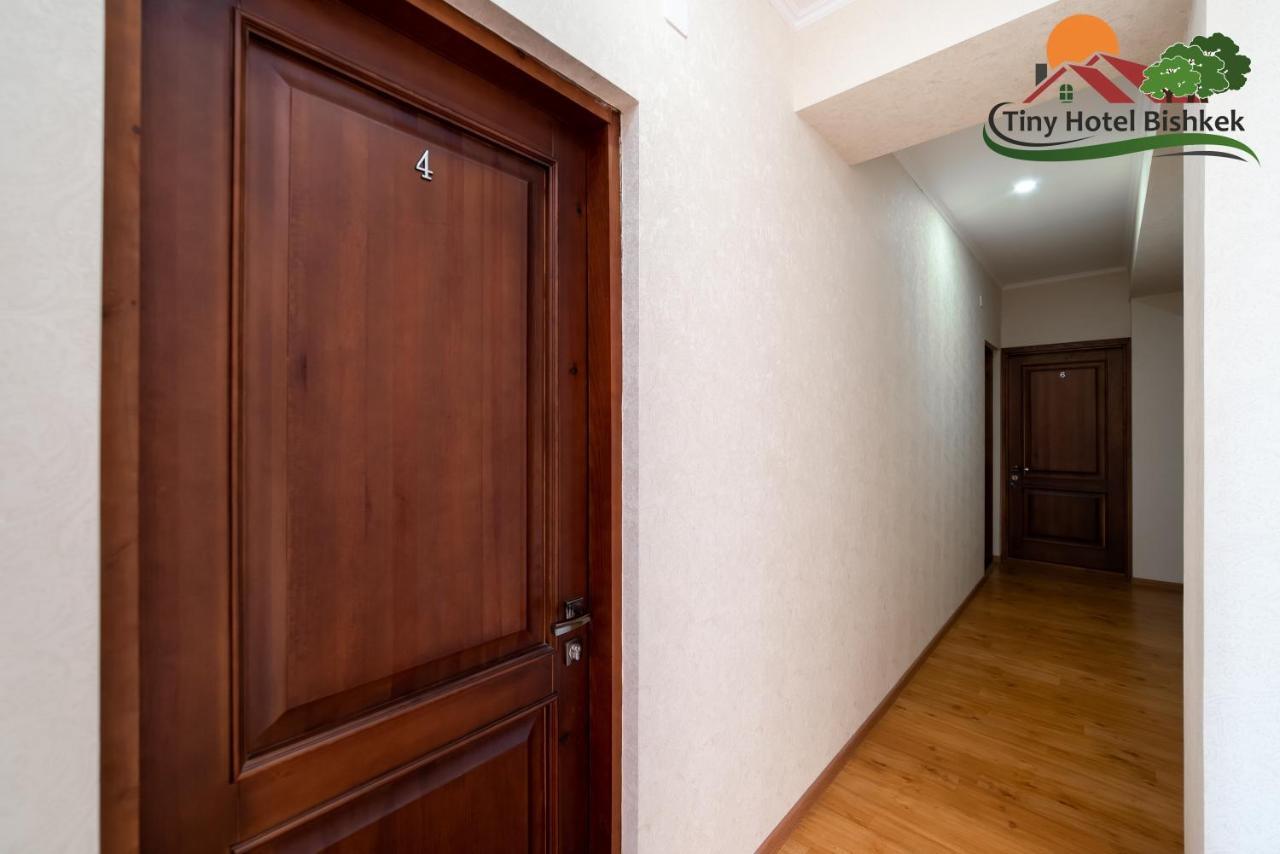 Tiny Hotel Бішкек Екстер'єр фото