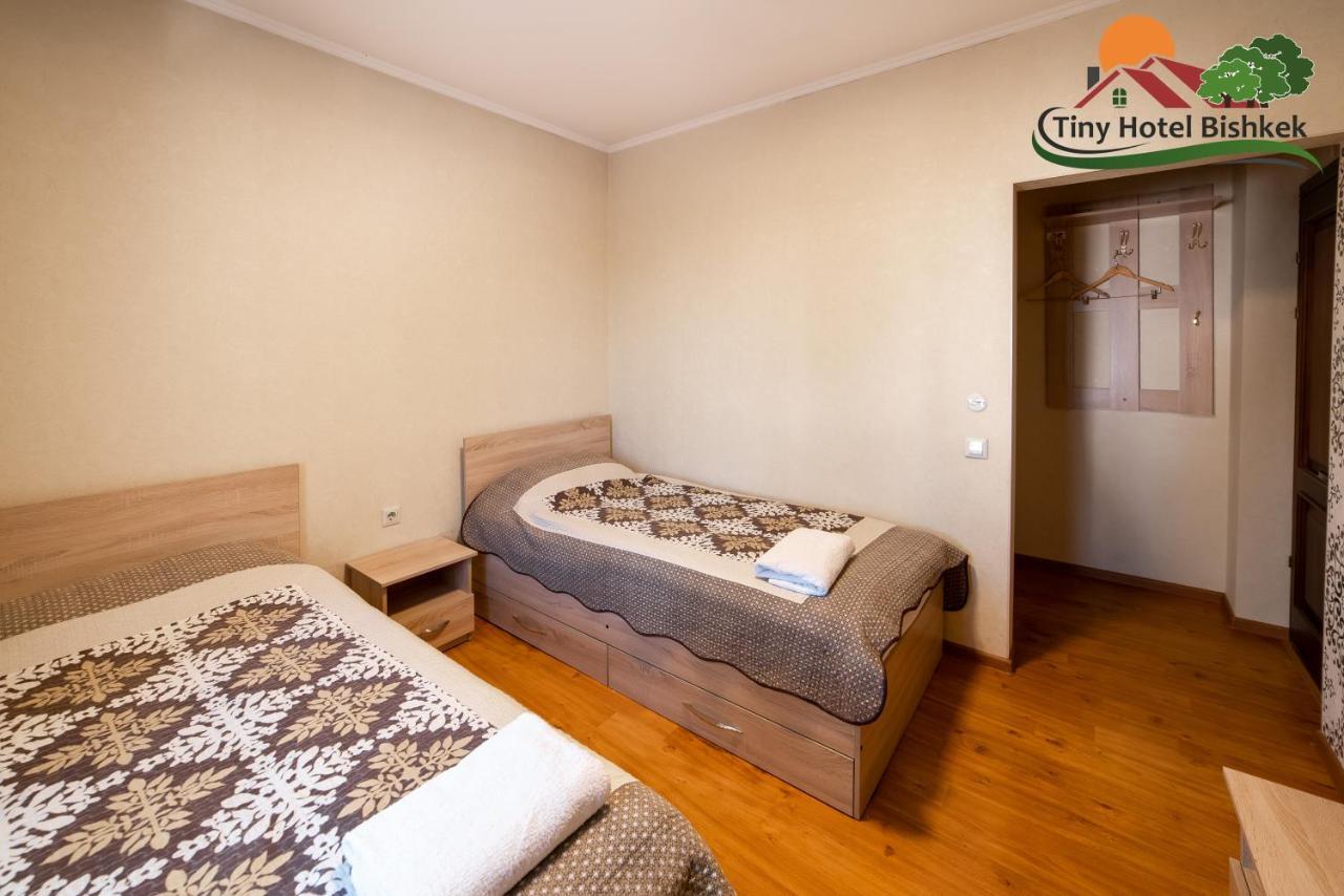 Tiny Hotel Бішкек Екстер'єр фото
