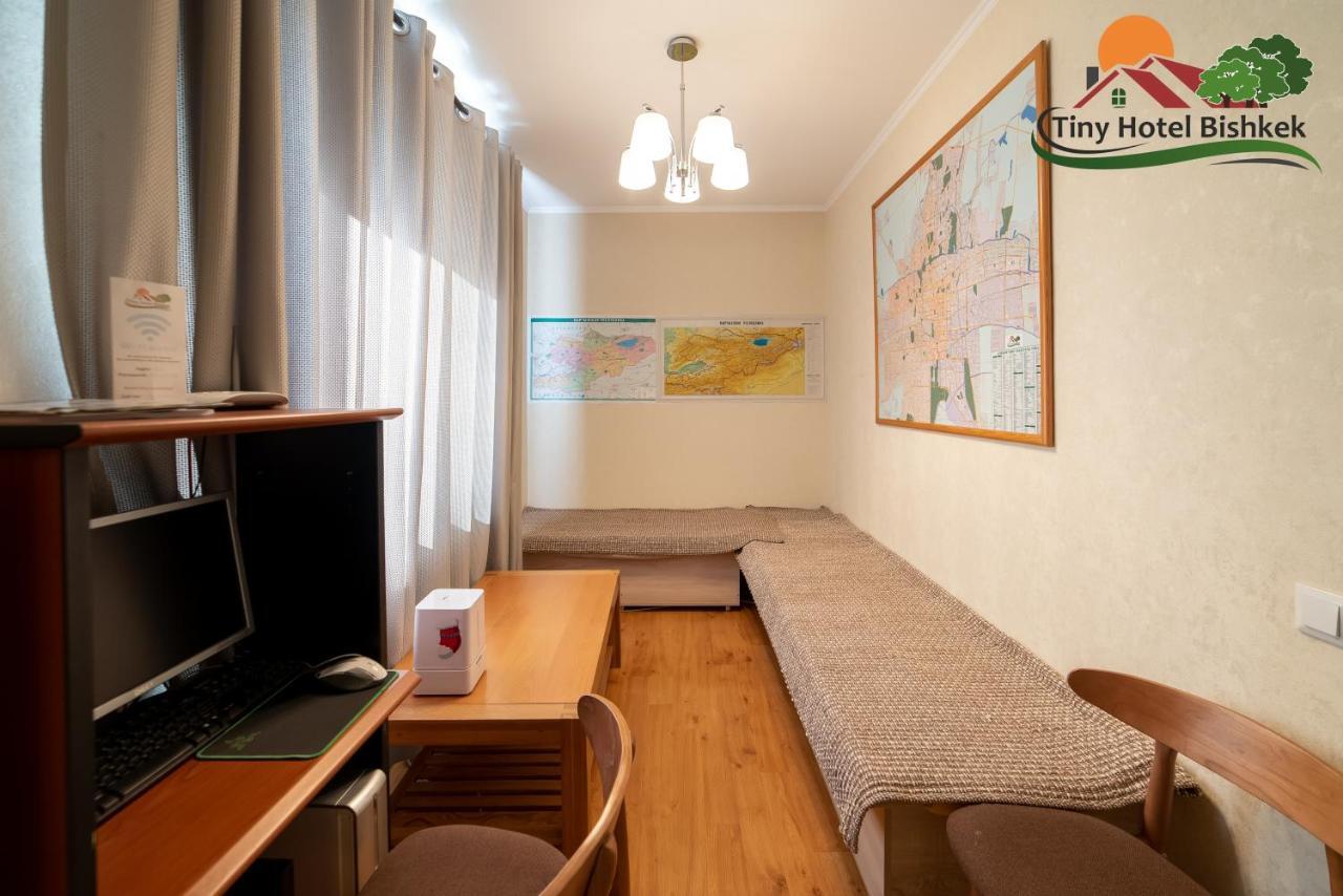 Tiny Hotel Бішкек Екстер'єр фото