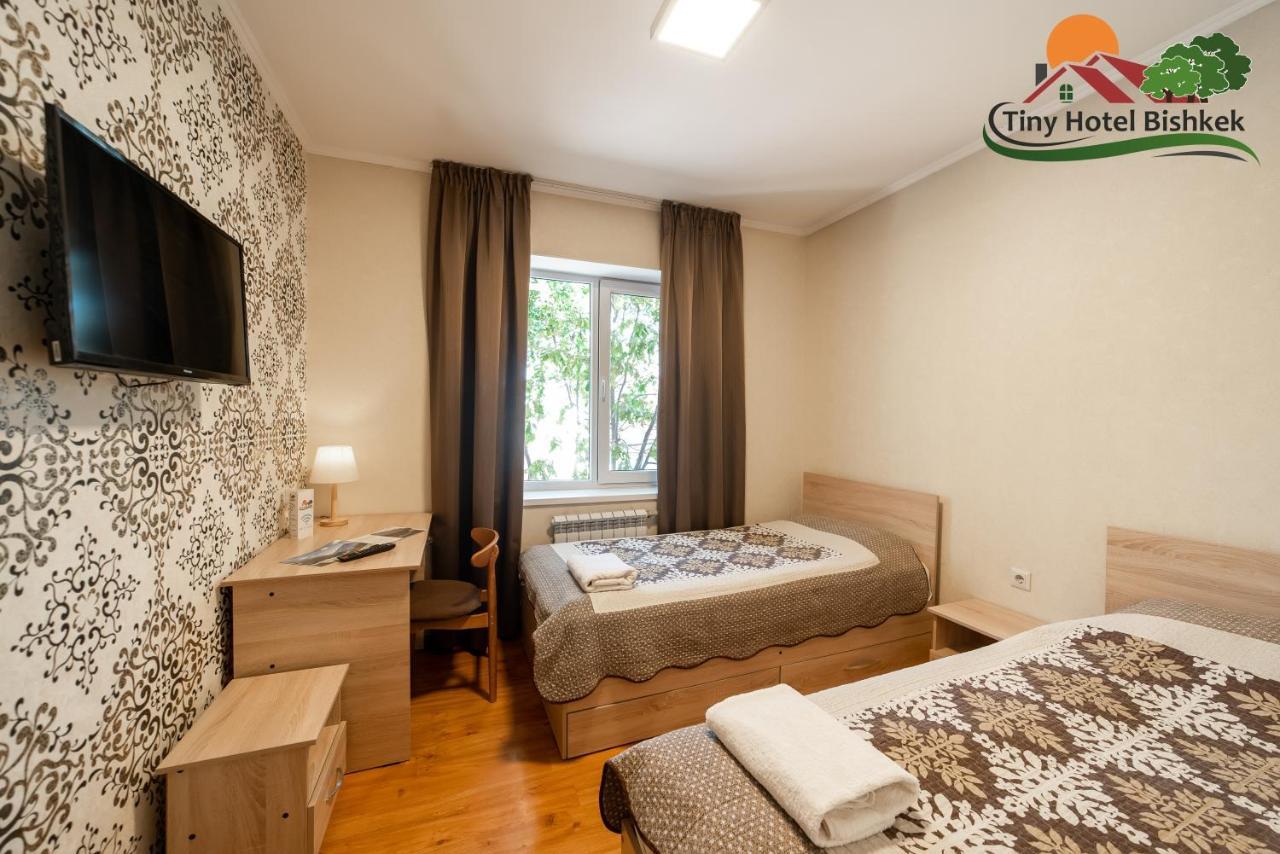 Tiny Hotel Бішкек Екстер'єр фото