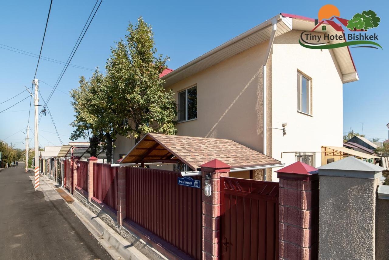 Tiny Hotel Бішкек Екстер'єр фото