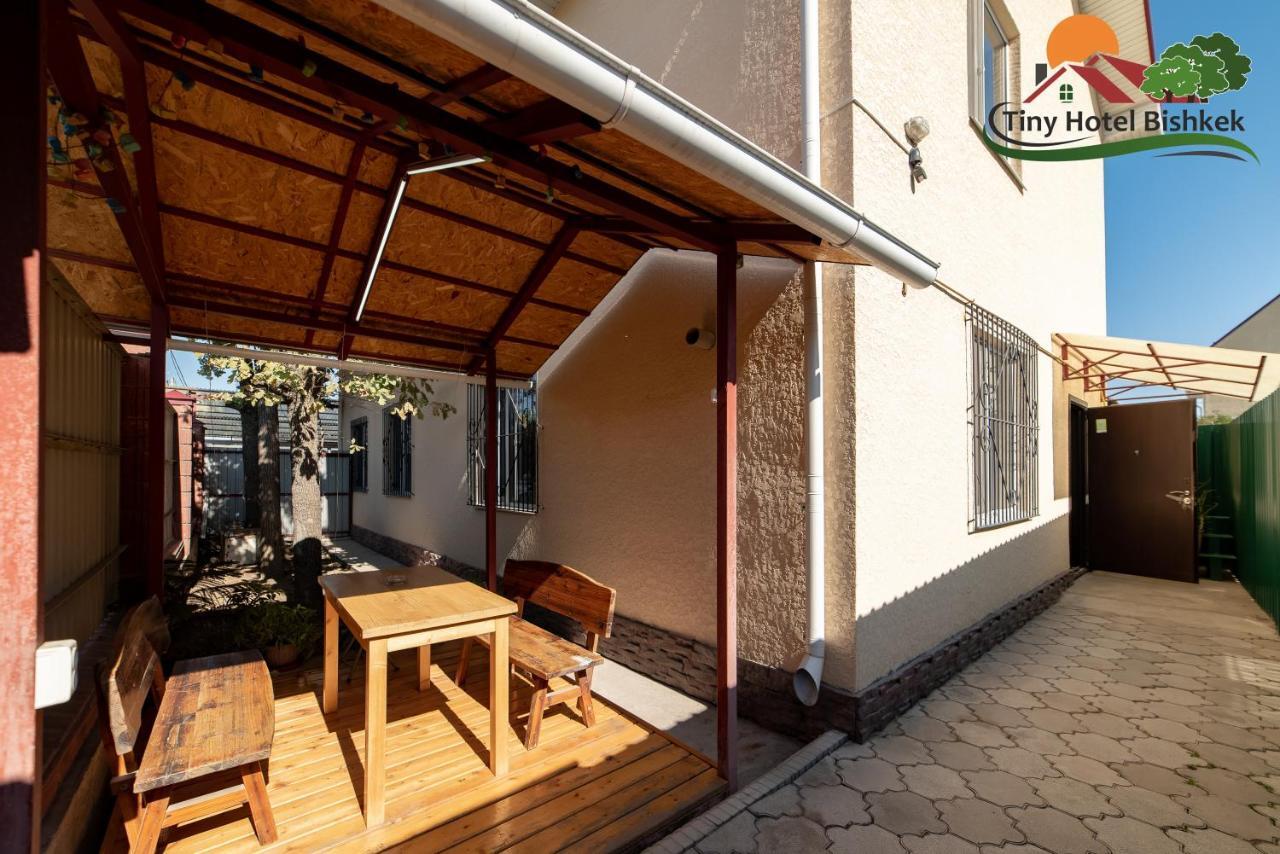 Tiny Hotel Бішкек Екстер'єр фото